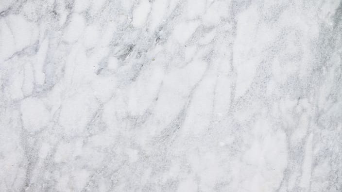 Surface en marbre blanc